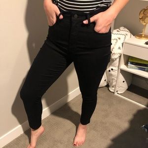 Levi’s 721 High Rise Jean